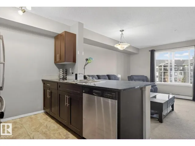#310 18122 77 ST NW, Edmonton, Alberta T5Z0N7
