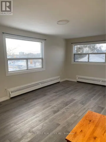 211 MILVAN DRIVE, Toronto (Humber Summit), Ontario M9L2A3