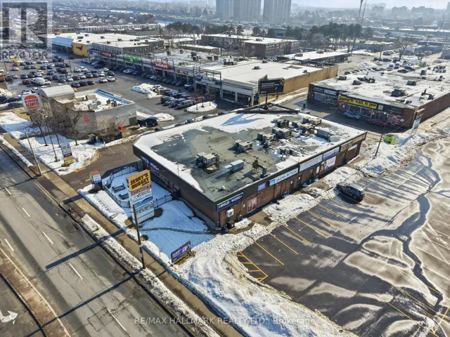 40 BEVERLY HILLS DRIVE, Toronto (Downsview-Roding-CFB), Ontario M3L1A1