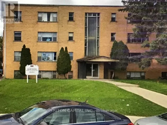 204 - 7 OSLER COURT, Hamilton (Dundas), Ontario L9H4L2