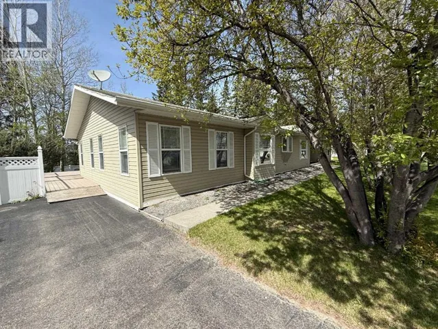 435, 700 Carmichael Lane, Hinton, Alberta T7V1S9