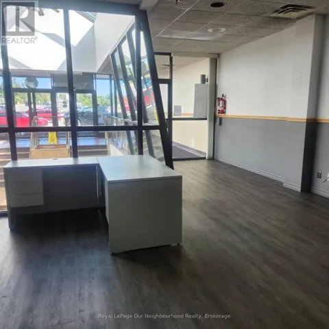 102 - 1135 LANSDOWNE STREET W, Peterborough (Otonabee Ward 1), Ontario K9J7M2