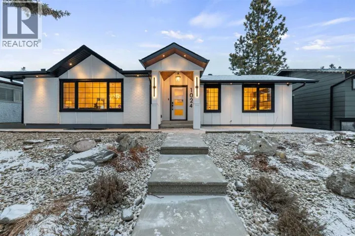 1024 lake christina Way SE, Calgary, Alberta T2J2R3