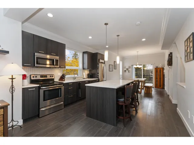 126 5888 144TH STREET, Surrey, British Columbia V3X0G8