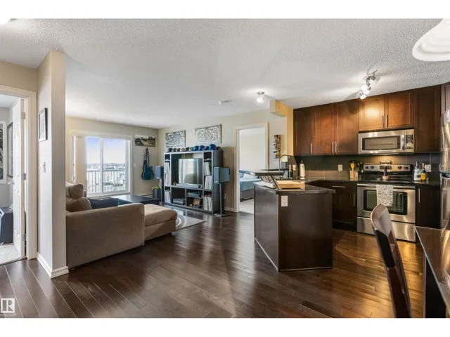 #403 2204 44 AV NW, Edmonton, Alberta T6T0G5