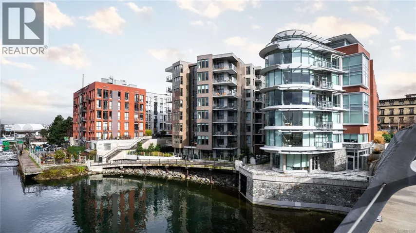 301 1628 Store St, Victoria, British Columbia V8W0H1