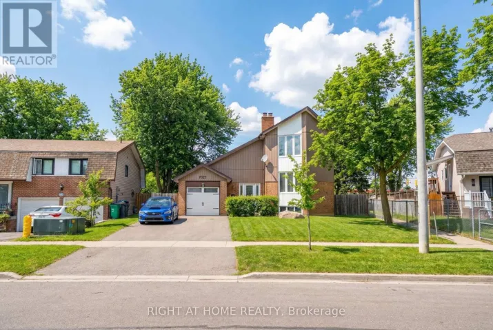 7027 ESTORIL ROAD, Mississauga (Meadowvale), Ontario L5N1N3