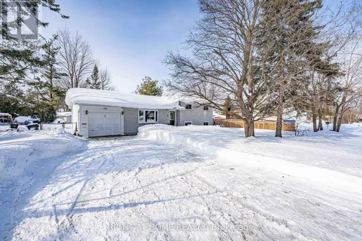 2 QUINN AVENUE, Orillia, Ontario L3V3H5