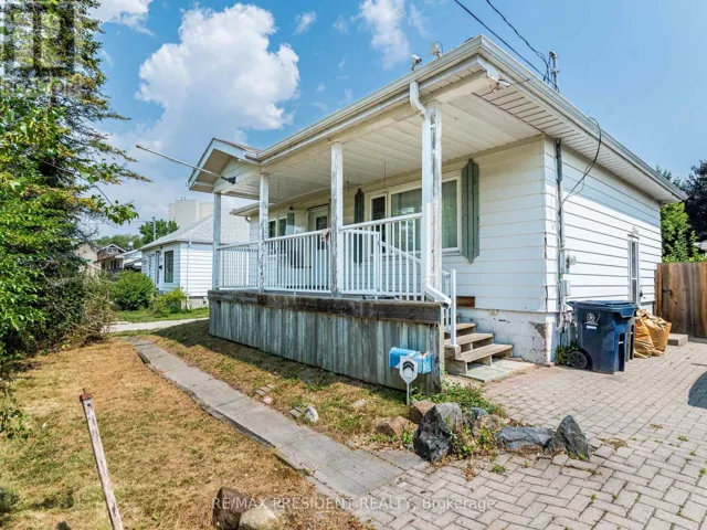 135 KITCHENER ROAD, Toronto (West Hill), Ontario M1E2Y2