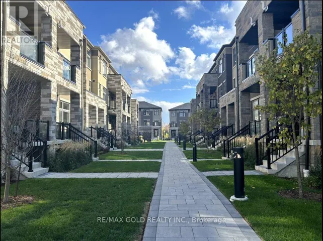 36 - 35 FIELDRIDGE CRESCENT, Brampton (Sandringham-Wellington North), Ontario L6R4G6