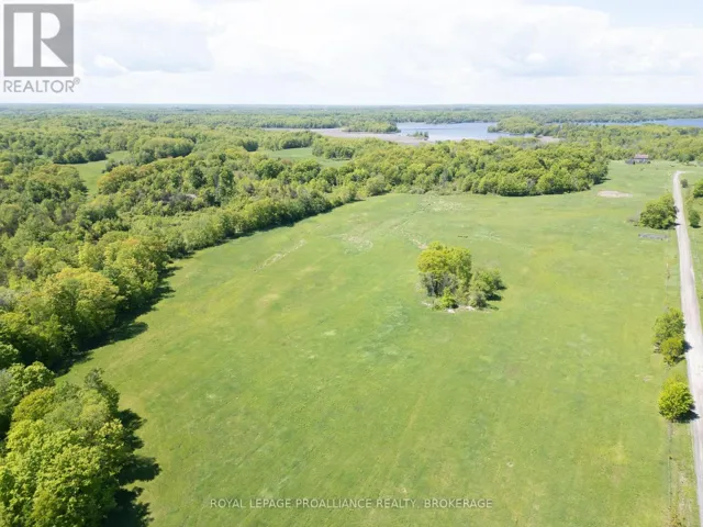 LOT 18 GANANOQUE LAKE ROAD, Front of Leeds & Seeleys Bay, Ontario K7G2V4