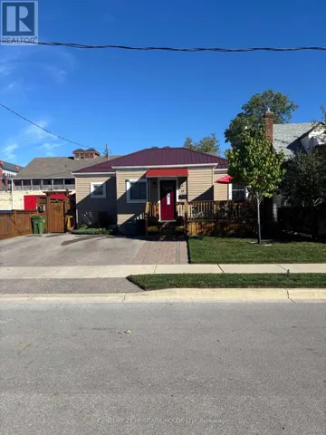 11 BARNES STREET, St. Thomas, Ontario N5R2V3