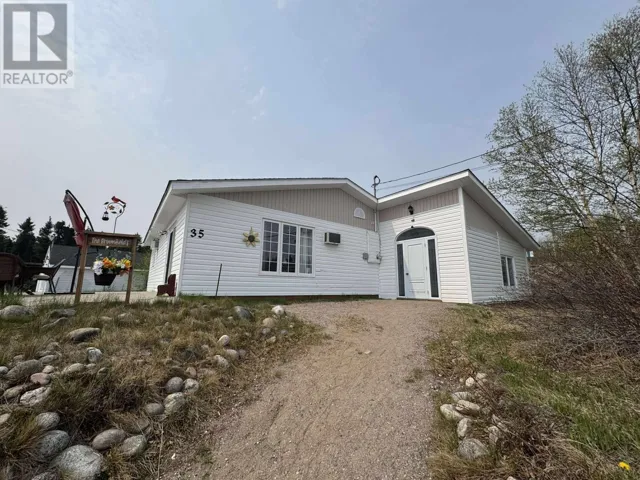35 Montague Street, North West River, Newfoundland & Labrador A0P1M0
