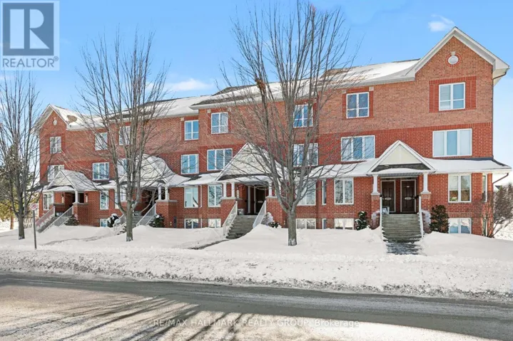 275 AQUAVIEW DRIVE, Ottawa, Ontario K4A0B5