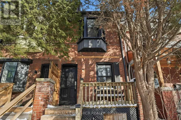 257 RHODES AVENUE, Toronto (Greenwood-Coxwell), Ontario M4L3A2