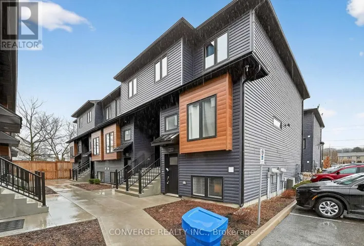 26 - 781 CLARE AVENUE, Welland (N. Welland), Ontario L3C0K1