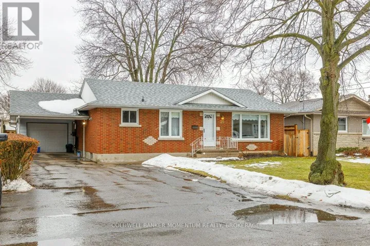 26 HOWARD AVENUE, St. Catharines (Lakeport), Ontario L2N3X1