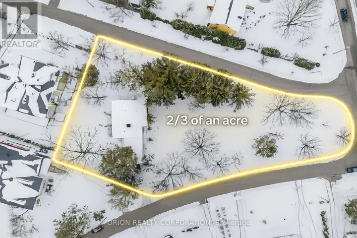 100 WESTWOOD LANE, Richmond Hill (South Richvale), Ontario L4C6Y3