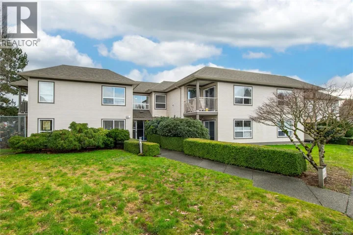 202 2525 Fitzgerald Ave, Courtenay, British Columbia V9N6J4