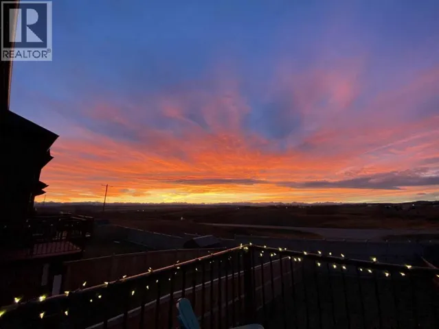 303 Sunrise View, Cochrane, Alberta T4C0Z7