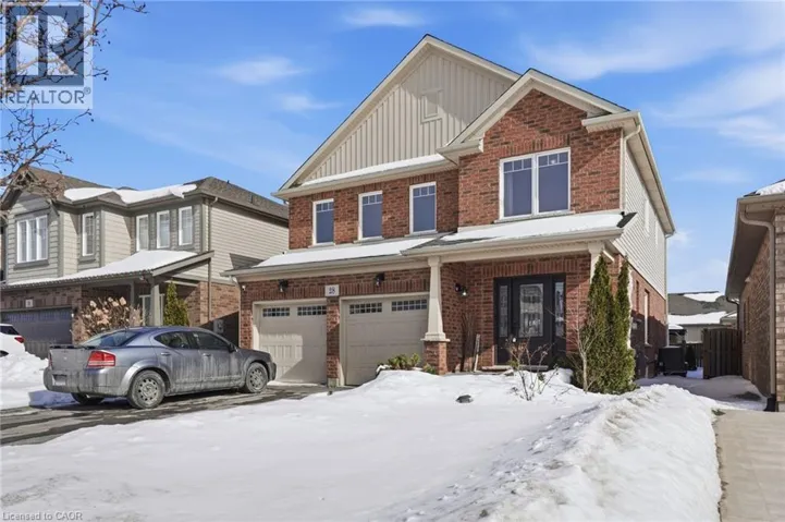 28 SILVERWOOD Avenue, Welland, Ontario L3C0C3