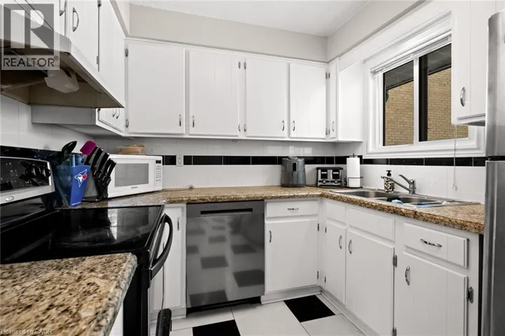 58B SHORT Street Unit# Upper, Waterloo, Ontario N2L1Y1