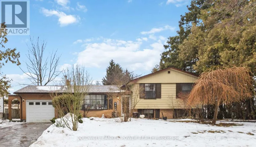 62 DEVERON CRESCENT, London South (South T), Ontario N5Z4B4