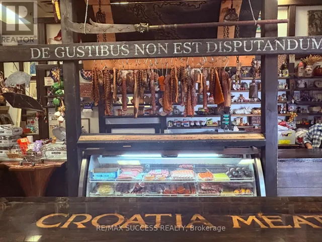 918 DUNDAS STREET E, Mississauga (Dixie), Ontario L4Y4H9