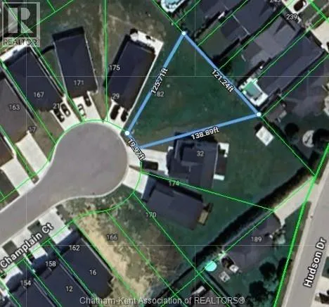 33 Champlain COURT, Chatham, Ontario N7L0C4