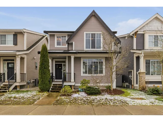 27072 35B AVENUE, Langley, British Columbia V4W0A4