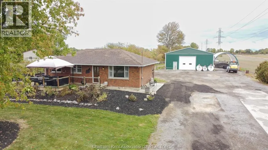 9525 MCNAUGHTON LINE, Chatham, Ontario N7M5J7
