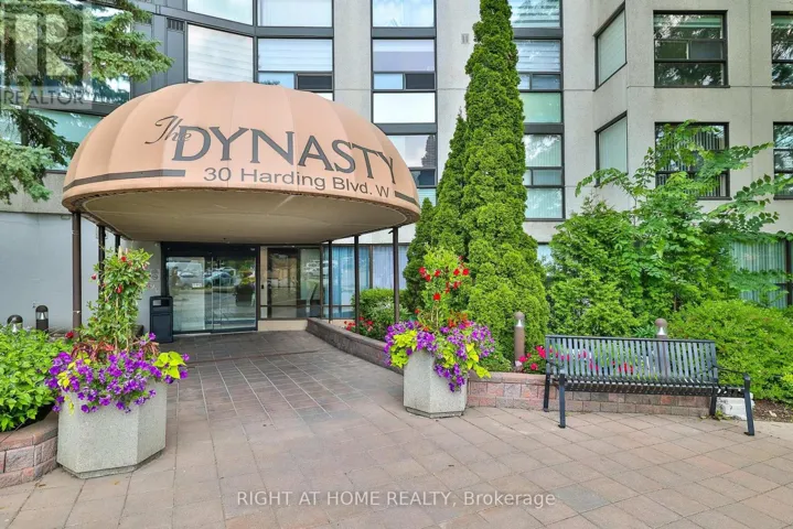 802 - 30 HARDING BOULEVARD W, Richmond Hill (North Richvale), Ontario L4C9M3