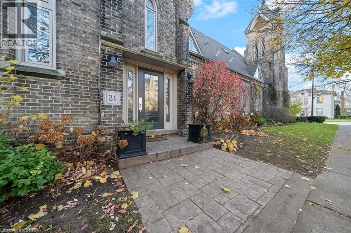 21 RICHMOND Street Unit# 102, Brantford, Ontario N3T3X9