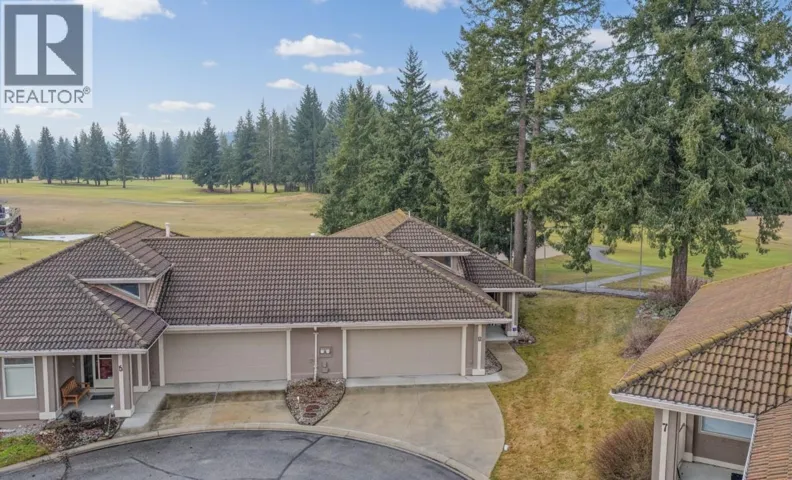2550 Golf Course Drive Unit# 6, Blind Bay, British Columbia V0E1H1