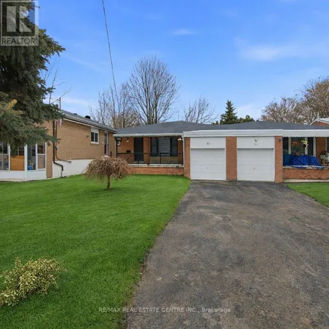 35 REGATTA CRESCENT, Toronto (Newtonbrook West), Ontario M2R2X7