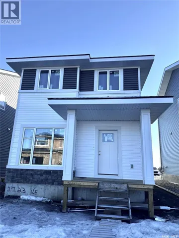 1123 Camden GARDENS, White City, Saskatchewan S4L0G1