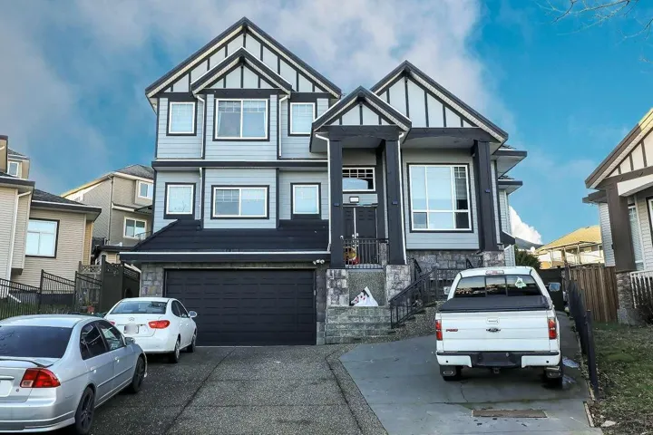 7171 151 STREET, Surrey, British Columbia V3S7Y8