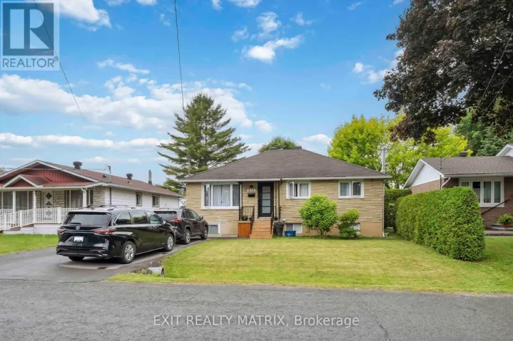 B - 848 WILLOW AVENUE, Ottawa, Ontario K1E1C5