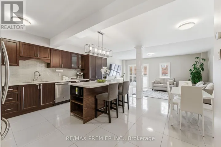 58 MARTINI DRIVE, Richmond Hill (Rouge Woods), Ontario L4S2T7