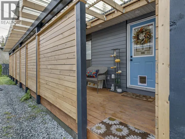 4 39768 GOVERNMENT ROAD, Squamish, British Columbia V8B0G3