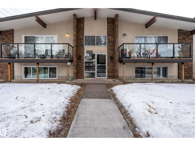 10619 64 AV NW, Edmonton, Alberta T6H1T1