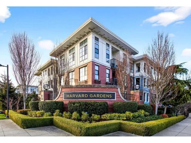 312 15168 33 AVENUE, Surrey, British Columbia V3Z0N7