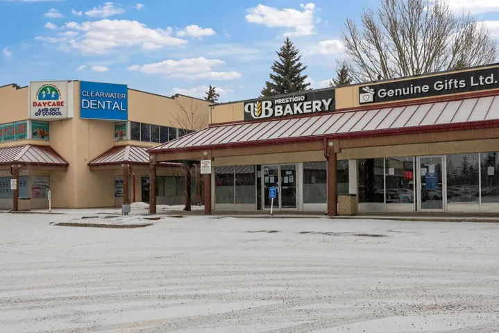 15333 97 Street, Edmonton, Alberta T5X5V3