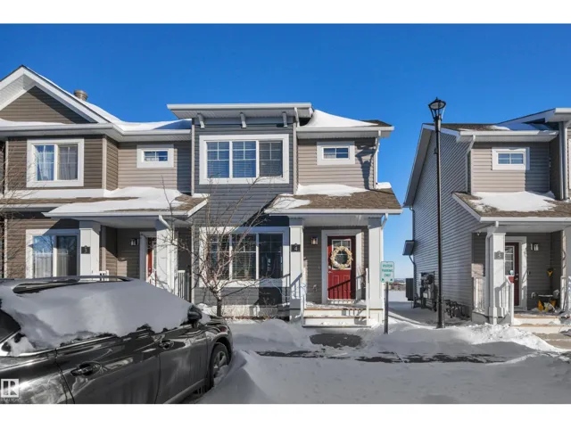 #4 5203 149 AV NW, Edmonton, Alberta T5A1B5