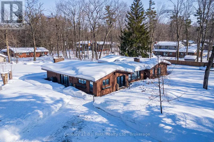4132 WAINMAN LINE, Severn (Bass Lake), Ontario L3V7C4