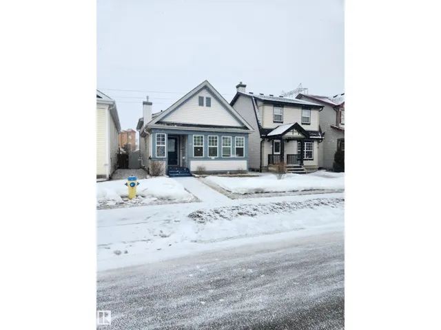 14076 152 AV NW, Edmonton, Alberta T8N7C2