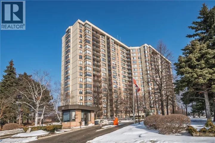20 CHERRYTREE Drive Unit# 809, Brampton, Ontario L6Y3V1