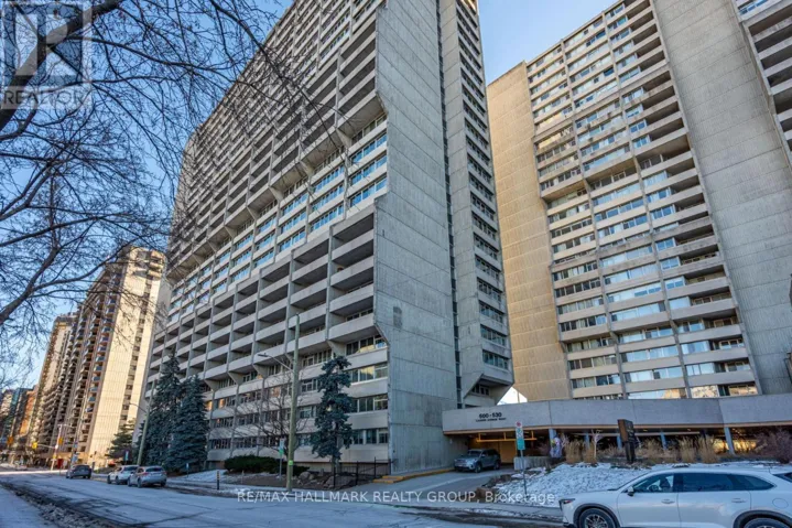 2301 - 500 LAURIER AVENUE W, Ottawa, Ontario K1R5E1