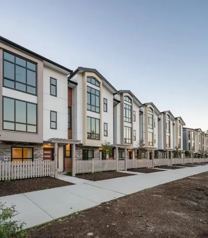 80 7670 207 STREET, Langley, British Columbia V2Y3N7