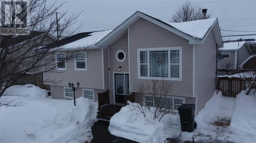 13 Stonehaven Place, Paradise, Newfoundland & Labrador A1L1E8